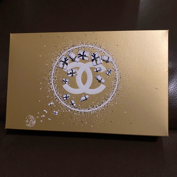 Chanel make up bag brand new - Picture 2 of 5